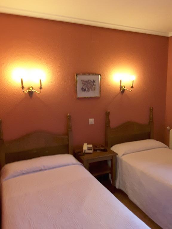 Hotel Riodeva Unquera Zewnętrze zdjęcie