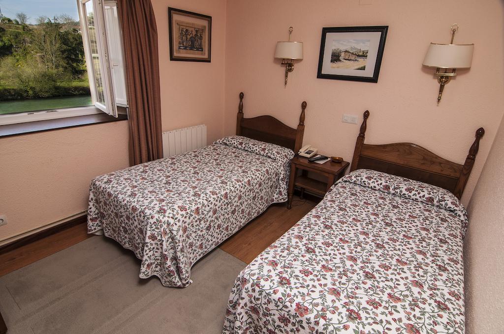 Hotel Riodeva Unquera Pokój zdjęcie